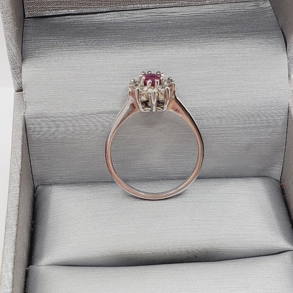 Ruby Ring - Picture 2 of 9